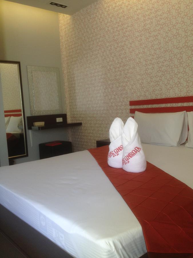Piyarom Resort Hotel 合艾 外观 照片